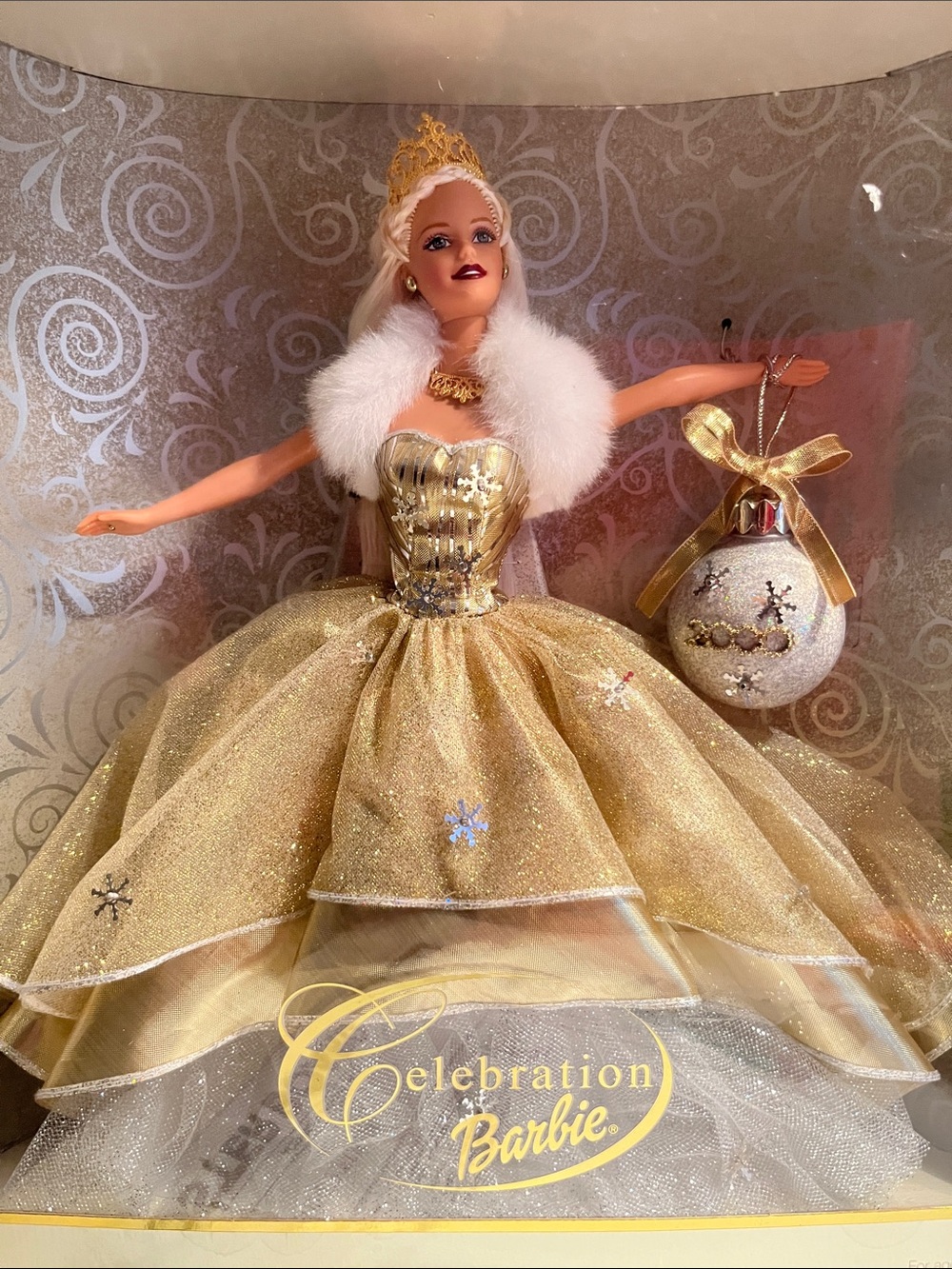 Barbie. Special 2000th Edition Celebration Barbie Doll